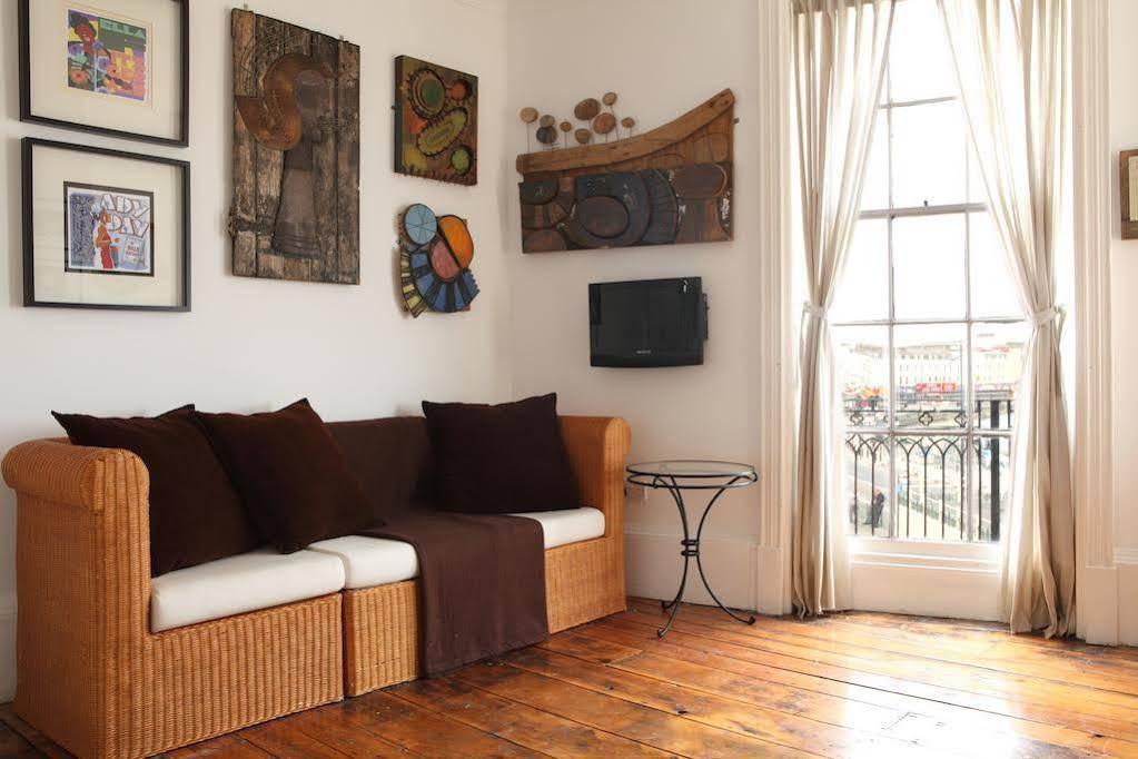 Beachview Guest House Accommodations 마게이트 외부 사진